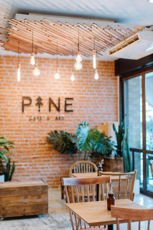 Hotel Pine Cafe'&Bed Ayutthaya Exteriér fotografie