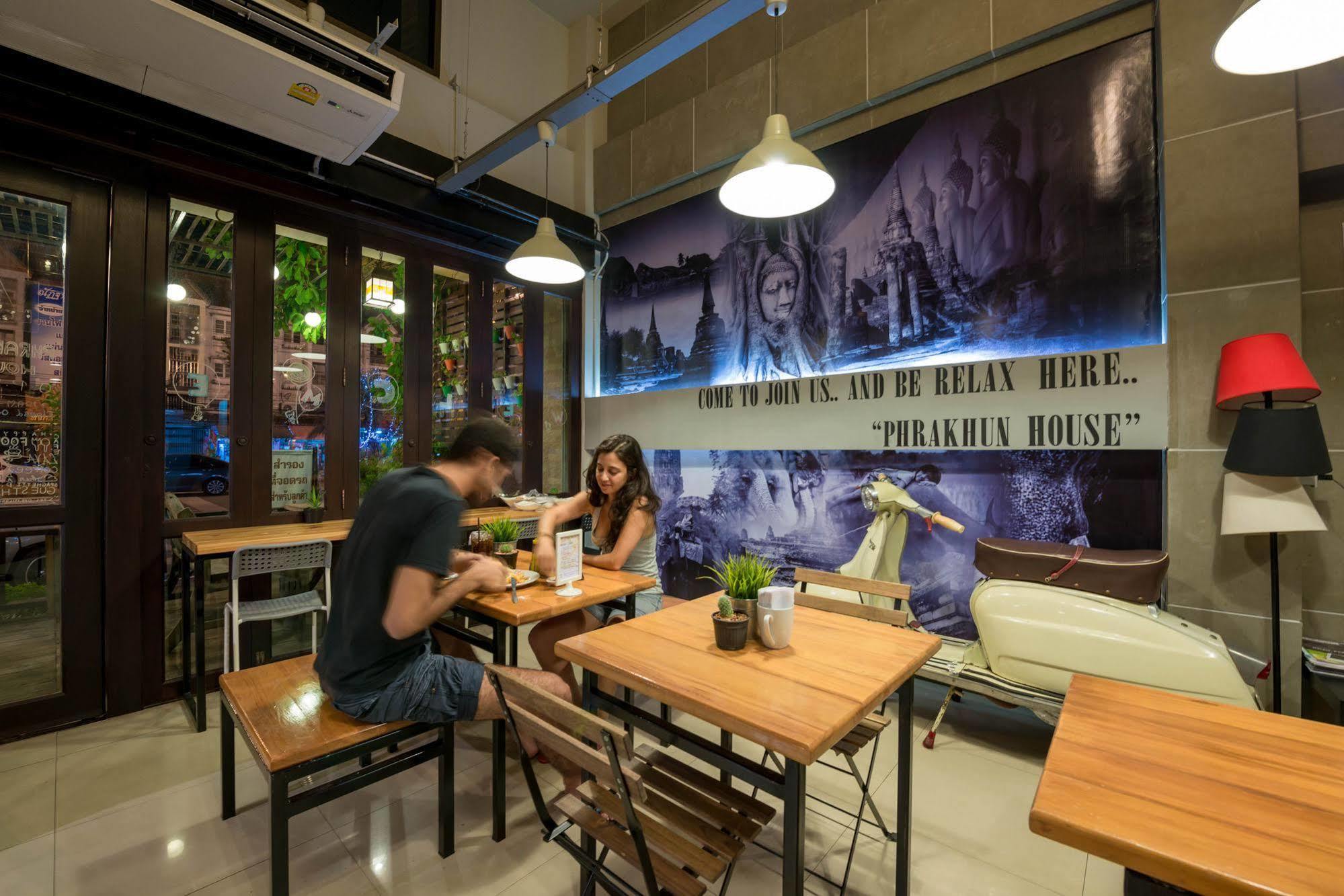 Hotel Pine Cafe'&Bed Ayutthaya Exteriér fotografie